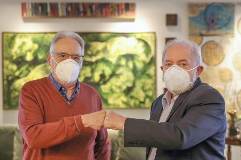 FHC e Lula assinam nota conjunta em defesa da Argentina contra iniciativas do governo Bolsonaro.